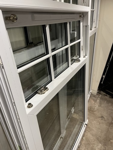 Middle bay upper - upper, upvc