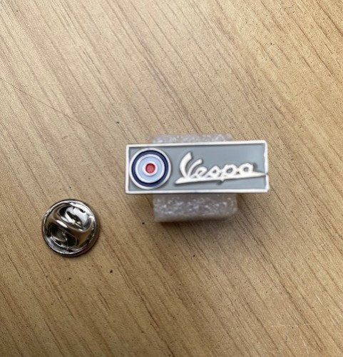Vespa pin badge mod new - ,