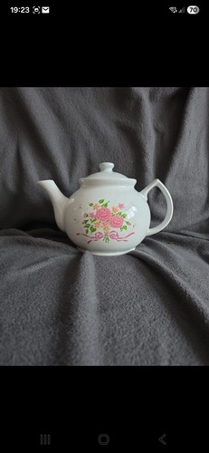 Tea pot - tea,