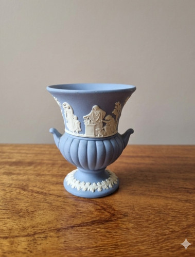 Wedgwood jasperware blue - wedgwood, small