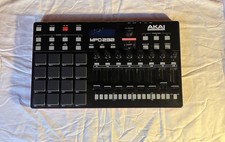 Akai Professional MPD232 MIDI Pad Controller – Excellent condition, boxed
