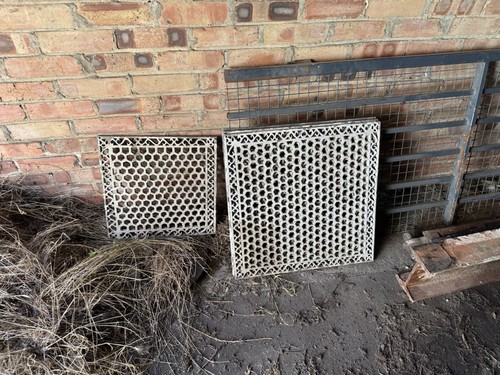 Cast iron air vent - air, grille