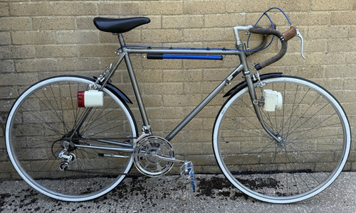 Vintage road commuter bike - road/commuter,