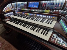 Lowrey Symphony Limited Edition Home Organ. FREE UK DELIVERY