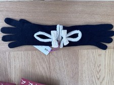 Gloves By Alice Hannah