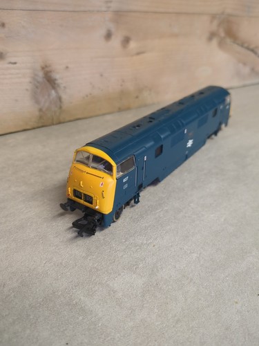 Mainline 063 class 42 - 37-063,