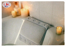 Cushioned Bath Pillow With 8