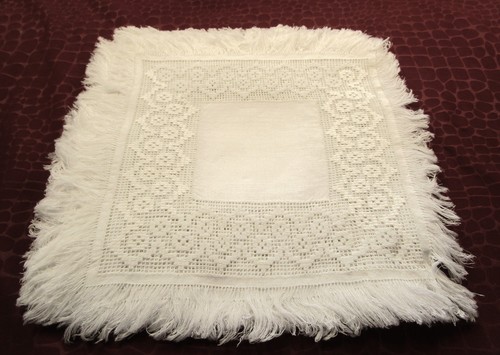 Antique net lace - 12,