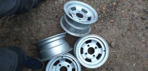 Alloy wolf race mini - 10",