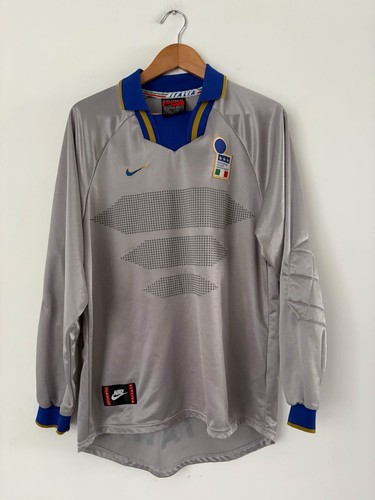 Italy 1996 goalkeeper - italy,