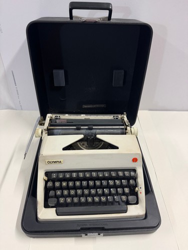 Olympia typewriter vintage - olympia,