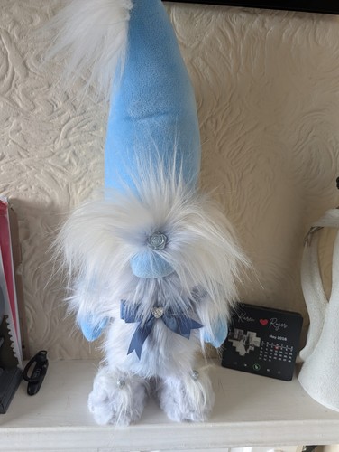 Blue gonk standing - blue,