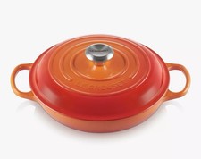 Le Creuset Signature 30cm Cast Iron Shallow Casserole Dish In Volcanic