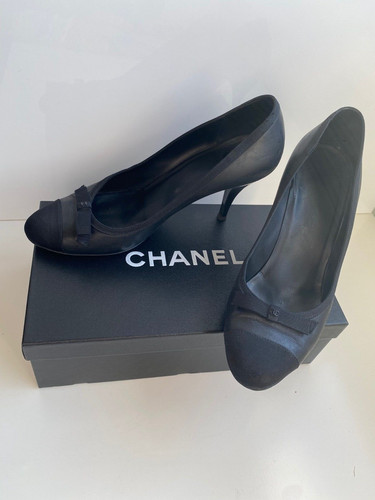 Chanel black court shoes - chanel,,