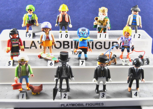 Various playmobil alien dogs - various,
