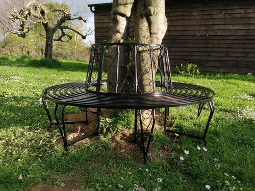 Round tree bench - bench, outdoor