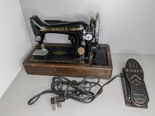 Vintage SINGER 99K Electric