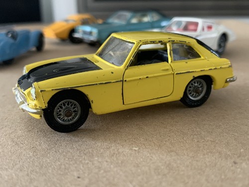 Vintage corgi car model - corgi,