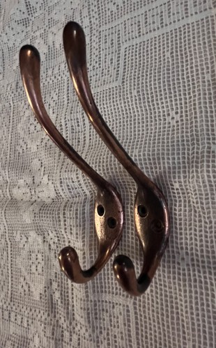 Vtg bronze copper coloured - 2, /