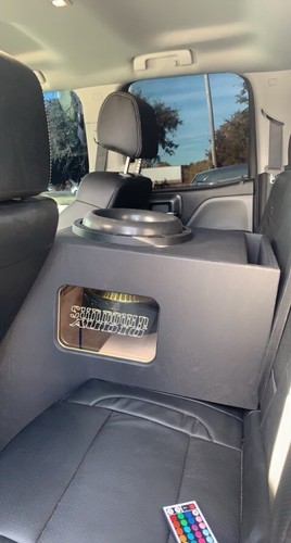 Custom truck rear - seat, center