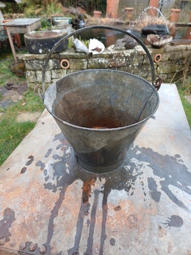 Nice small vintage - nice, galvanised