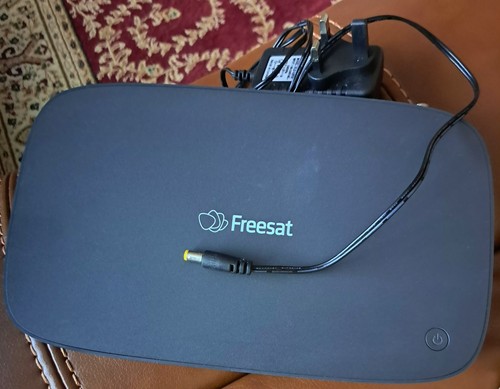 Free sat uhd smart ultra - smart,
