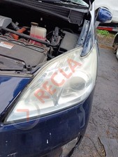 Toyota Prius 2009-2015 Passenger N/S Headlight (Damaged)