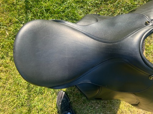 Gfs saddle black - size, 17