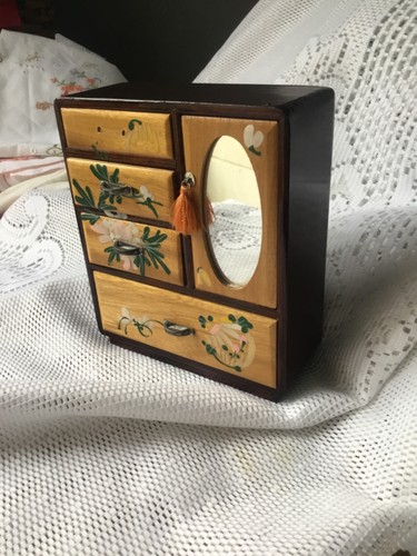 Miniature bamboo wood - /,