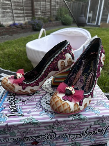 Irregular choice sweet - sweet, treats