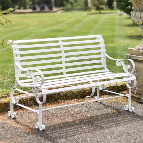 Display cream two - two, seater