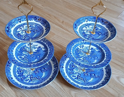 Burleigh ware tier cake - 2,