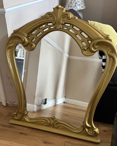 Vintage gold swirl ornate - gold,