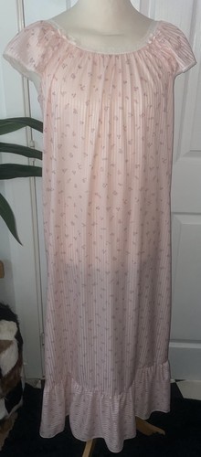 Ladies size vintage pink - size,