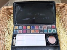 Vintage Students Water Colour Paint Box Tin. with 20 half pans.