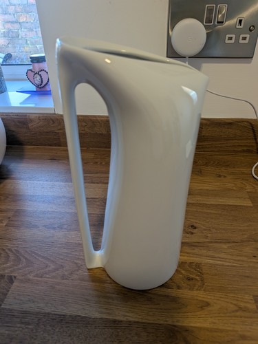 White figgjo gravy jug - white,