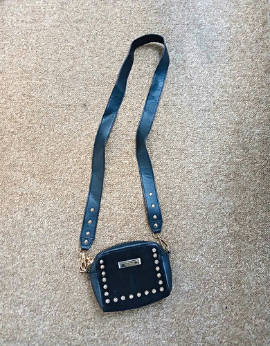 River island small black - river,