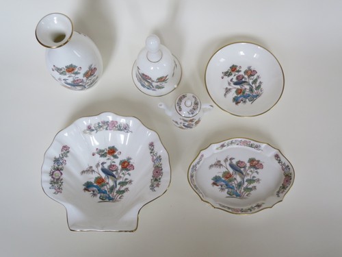 Group wedgewood kutani - of,