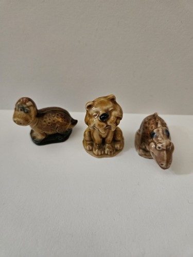 Wade whimsies figures - figures, 3