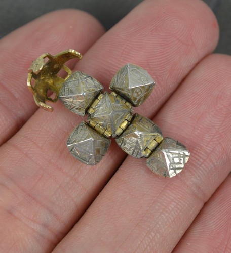 Tiny vintage carat - tiny, 9