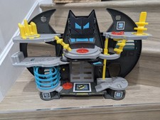 2013 Imaginext BATCAVE Fisher