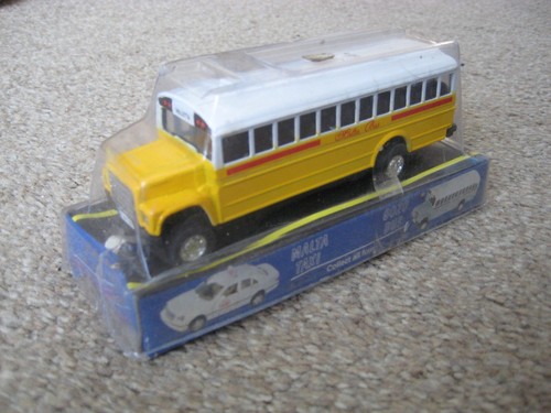 Unbranded diecast malta - unbranded,
