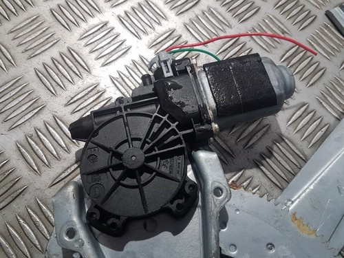 Nissan note 2006 window - 2006,