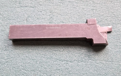 Parting tool holder - tool,