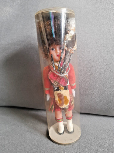 Vintage scottish beefeater - vintage,