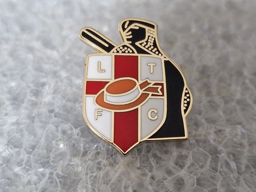 Classic luton town - town, crest
