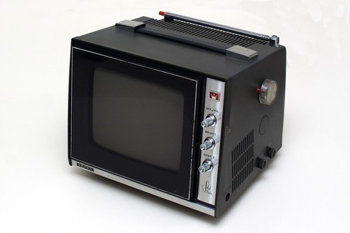 Vintage crown w tv - vintage,