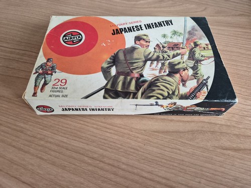 Airfix toy soldiers - airfix,