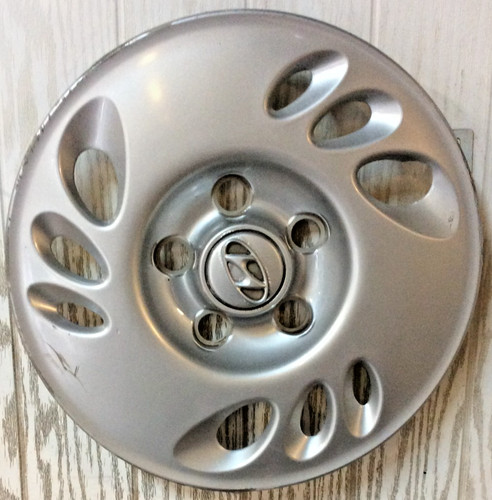 Hyundai h100 wheel trim - 14",