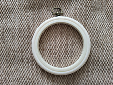 Round Flexi Hoop for embroidery display, White, 3 inch